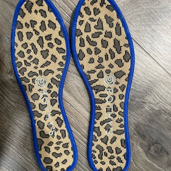 Rothy’s leopards loafers. EUC. Size 6 - Picture 3 of 4